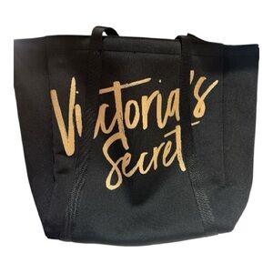 Victoria's Secret NWT $78 cooler bag tote insulated Great beach bag or party bag